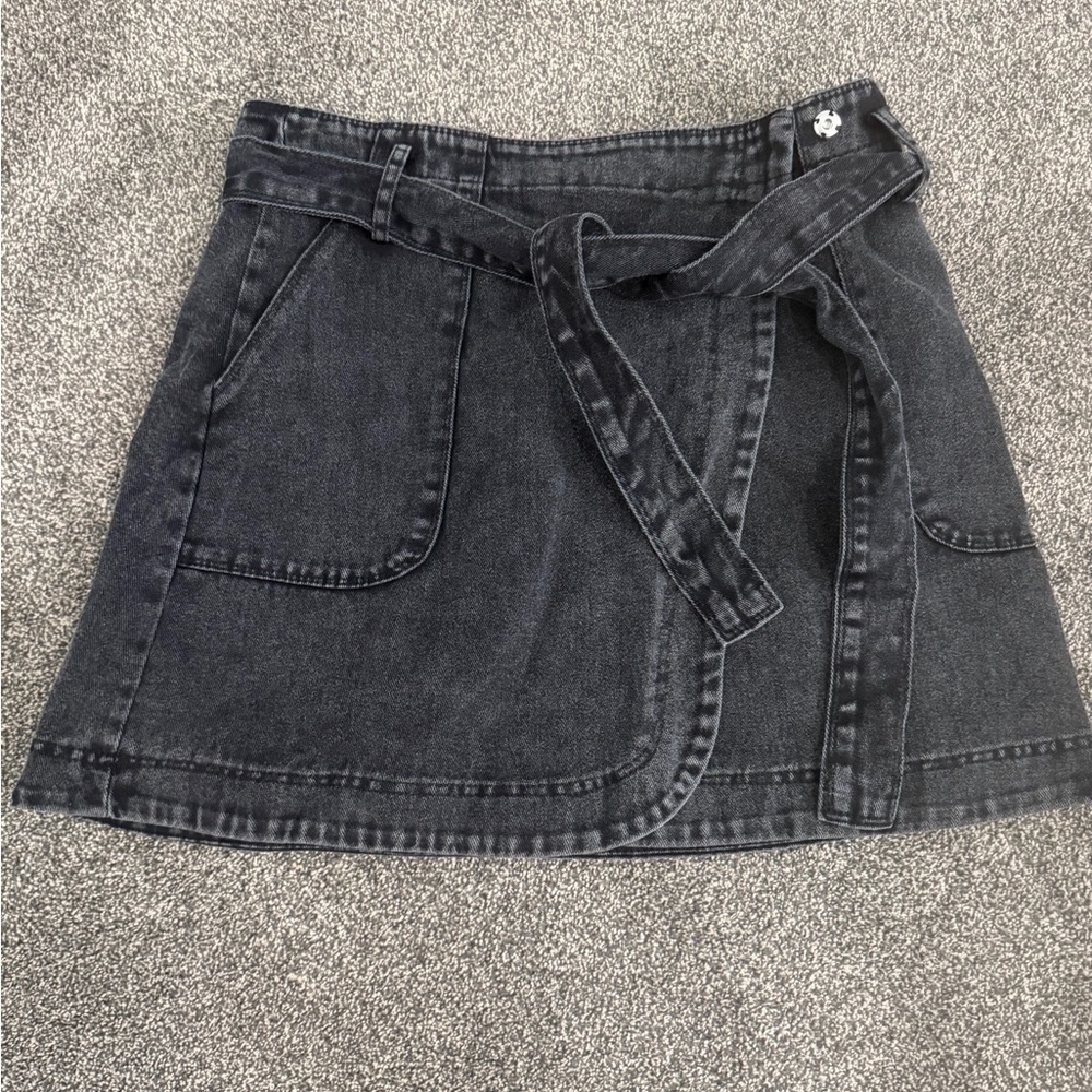 SHEIN Charcoal Belted Mini Skirt